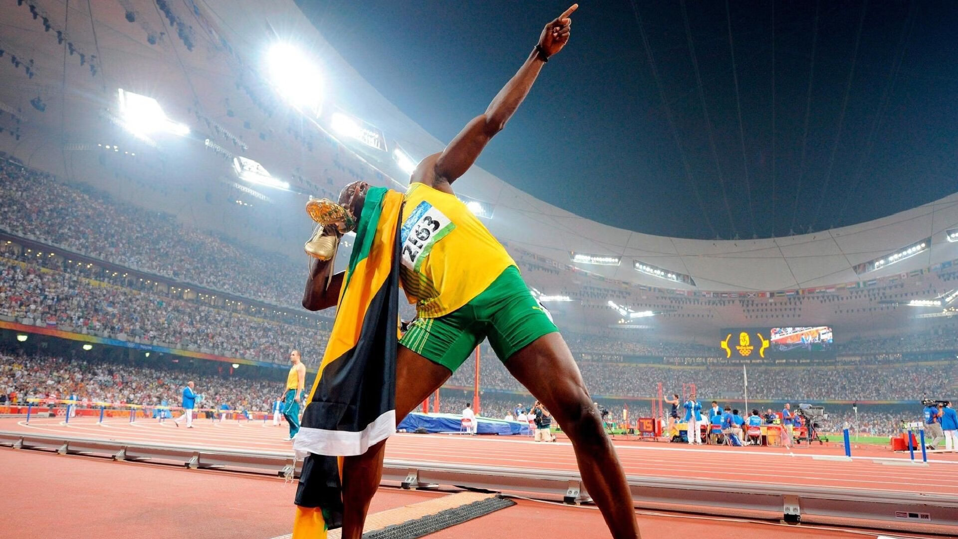 “中超豪门引援再升级，争夺联赛桂冠”，中超 巨星